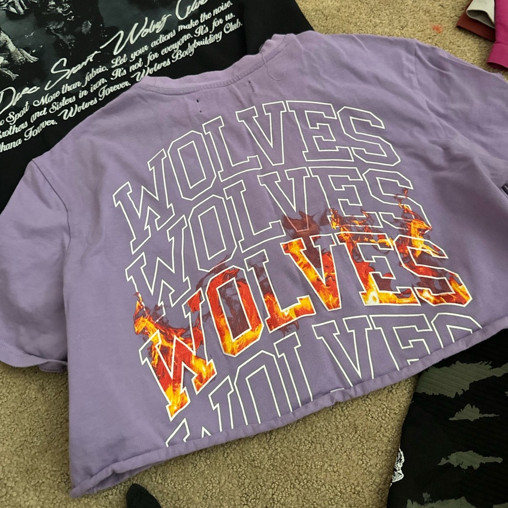 She darc sport crop top